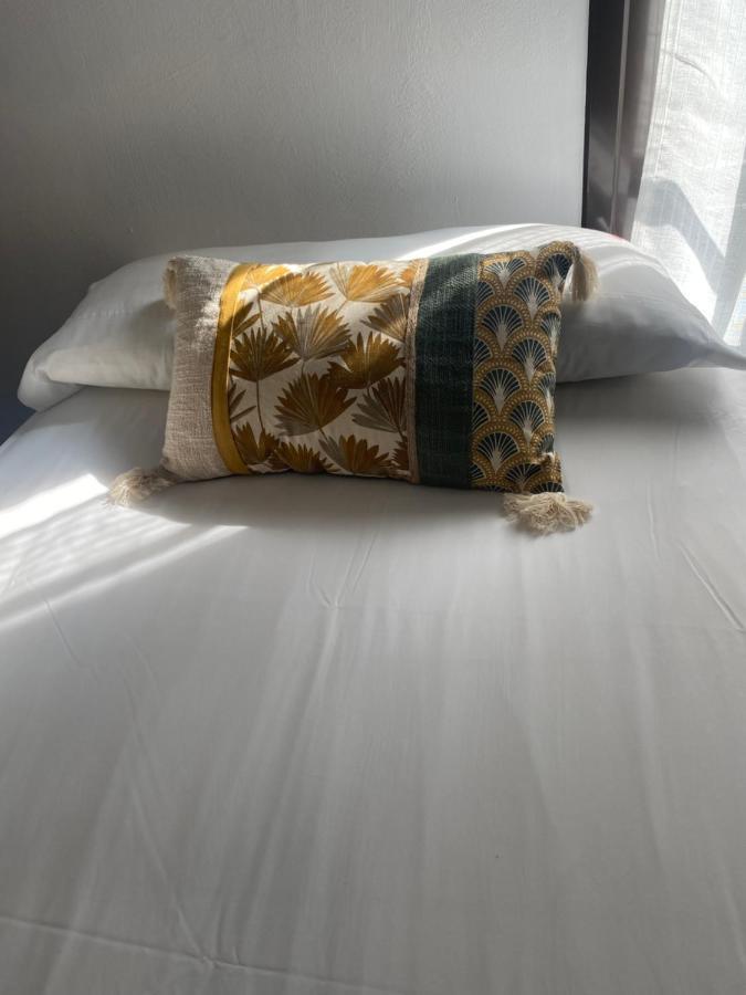 Apartamentos Caceres Bagian luar foto