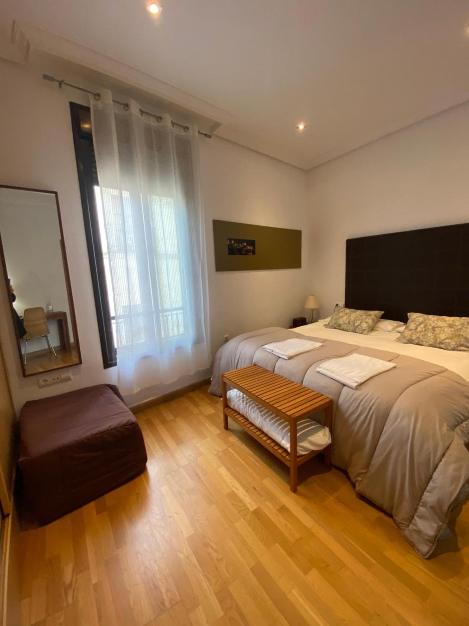 Apartamentos Caceres Bagian luar foto