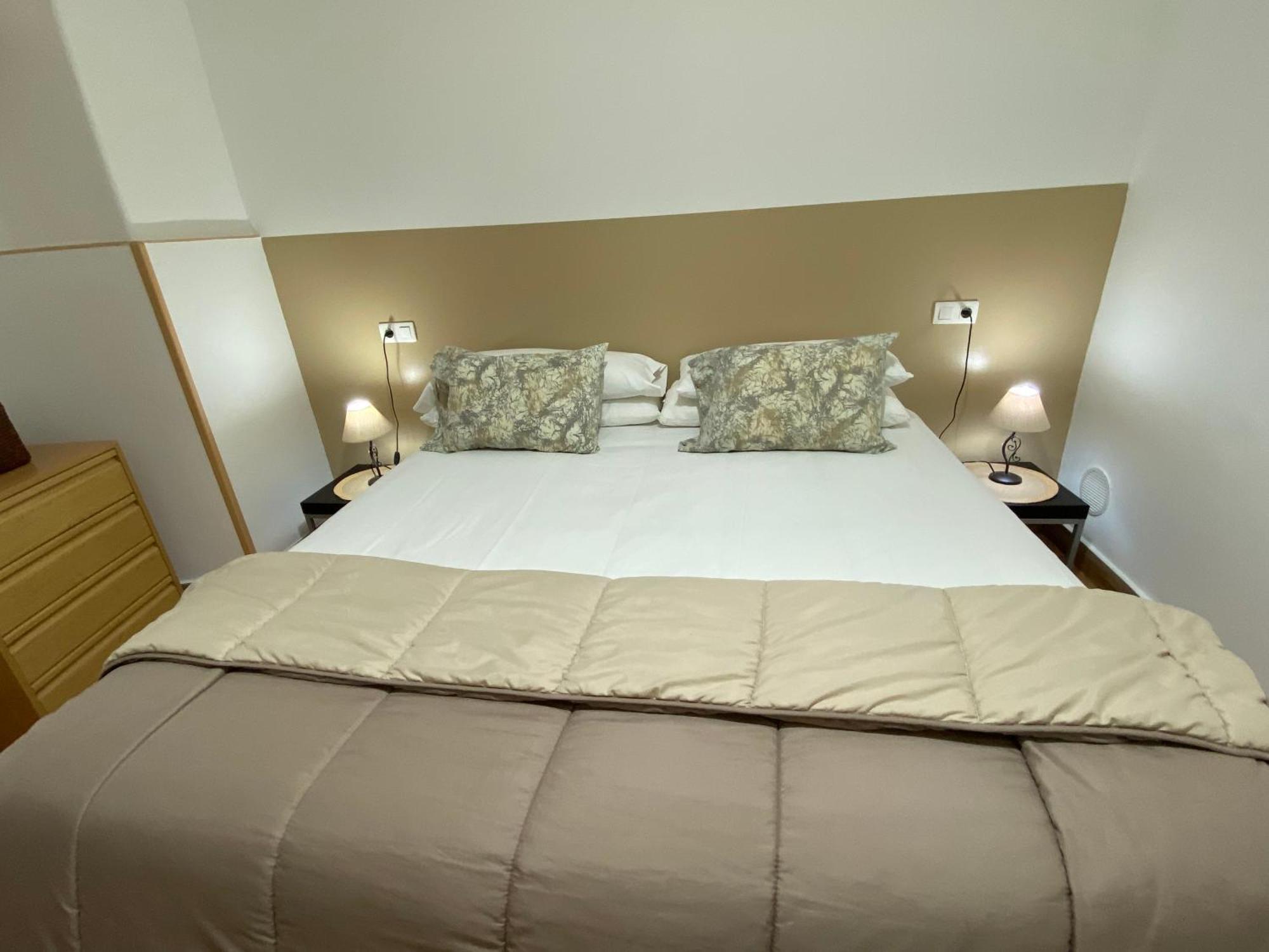 Apartamentos Caceres Bagian luar foto